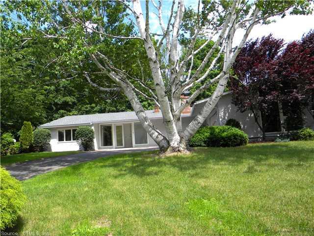 34 Braeburn Road Bristol, CT 06010 - Photo 1 of 1 Exterior Front.