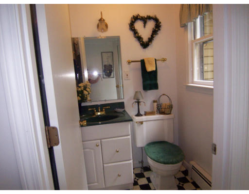 17 Hillandale Road Ashburnham, MA 01430 - Photo 14 of 17