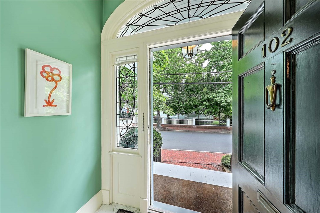 102 Prospect Street Providence, RI 02906 - Photo 3 of 50