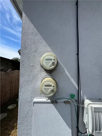 a view of entryway with washer and dryer