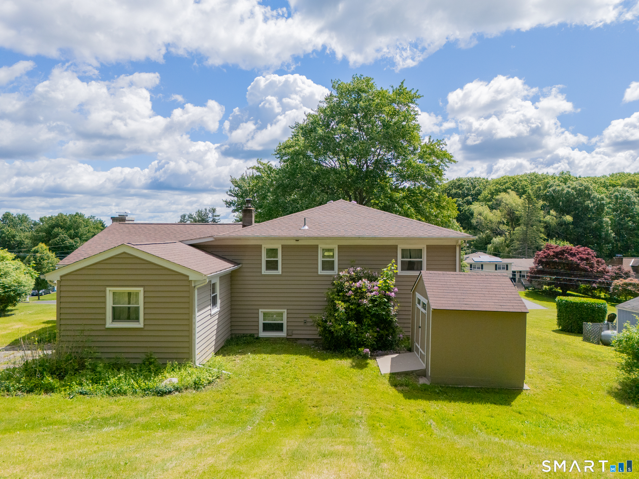 33 Kingswood Road Danbury, CT 06811 - Photo 5 of 21