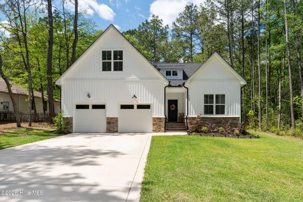 $389,000 | 780 Riverbirch Drive, Vass, NC 28394