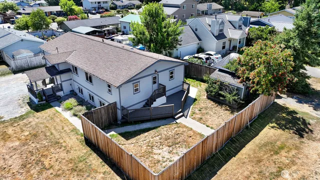 $698,000 | 3204 D Avenue, Anacortes, WA 98221