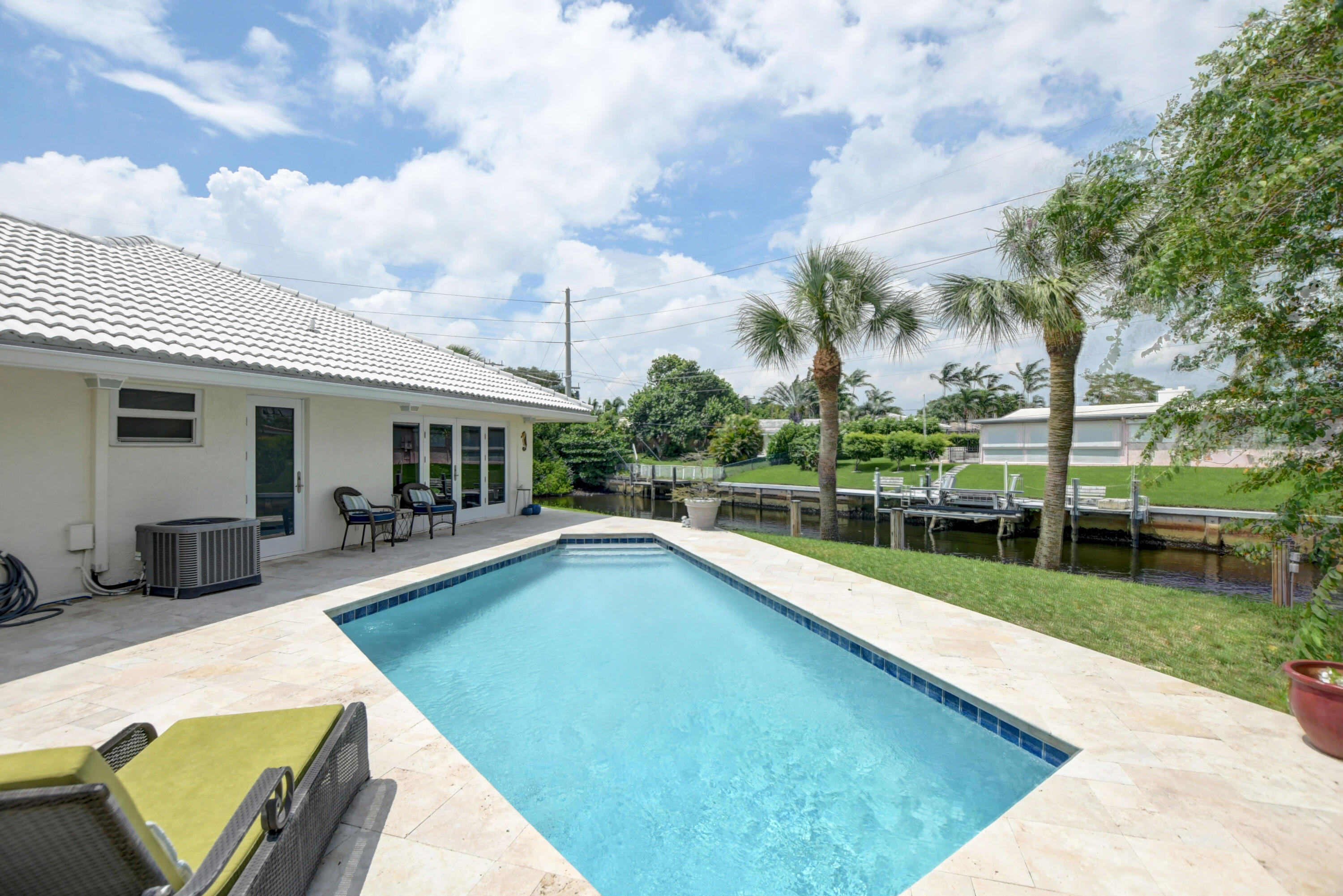 800 Walnut Terrace Boca Raton, FL 33486 - Photo 19 of 21 24