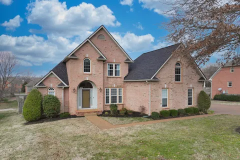 $599,999 | 114 Wyncrest Way, Hendersonville, TN 37075