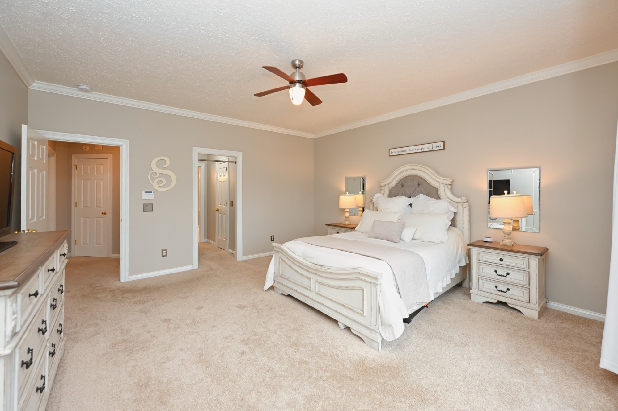 114 Wyncrest Way Hendersonville, TN 37075 - Photo 21 of 40 a spacious bedroom with a bed and window