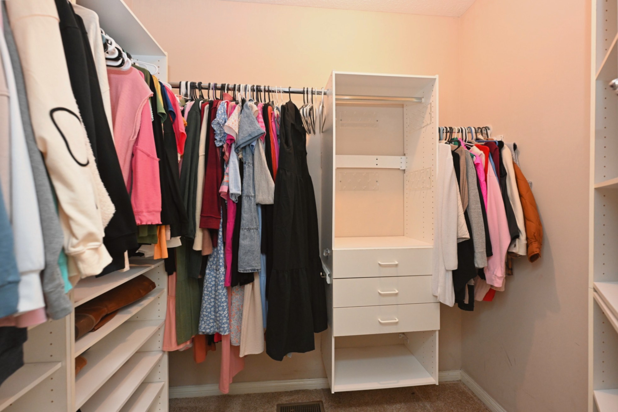 114 Wyncrest Way Hendersonville, TN 37075 - Photo 22 of 40 a view of walk in closet with clothes and shoes
