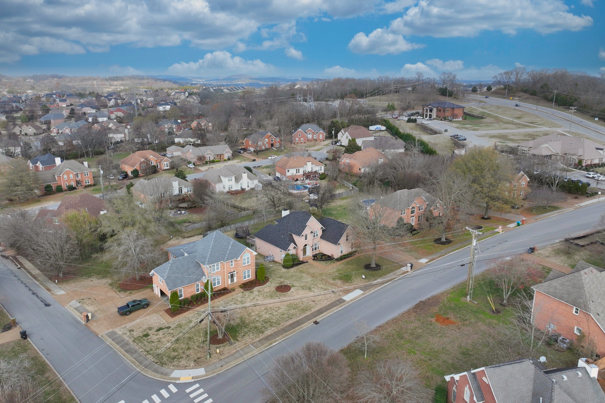 114 Wyncrest Way Hendersonville, TN 37075 - Photo 36 of 40 an aerial view of a house with a yard