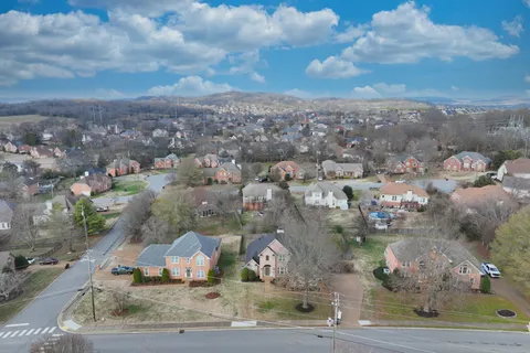 $599,999 | 114 Wyncrest Way, Hendersonville, TN 37075