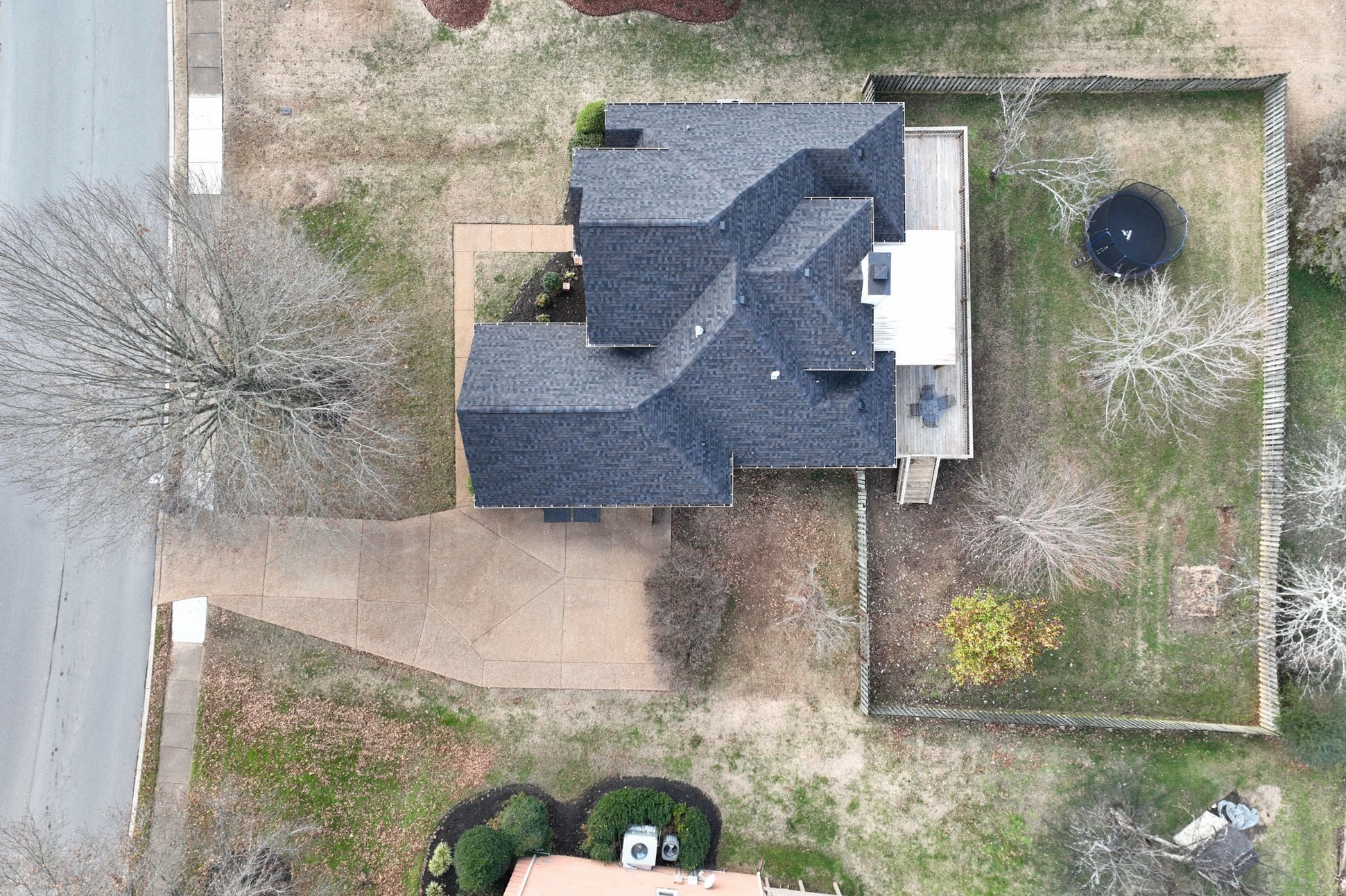 114 Wyncrest Way Hendersonville, TN 37075 - Photo 6 of 40 an aerial view of a house with a yard