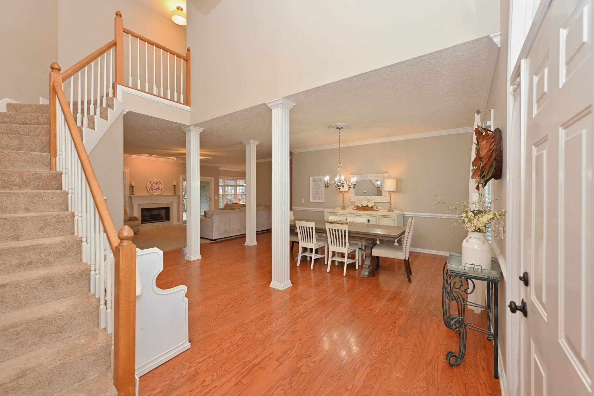 114 Wyncrest Way Hendersonville, TN 37075 - Photo 8 of 40 a dining room with furniture entryway and wooden floor