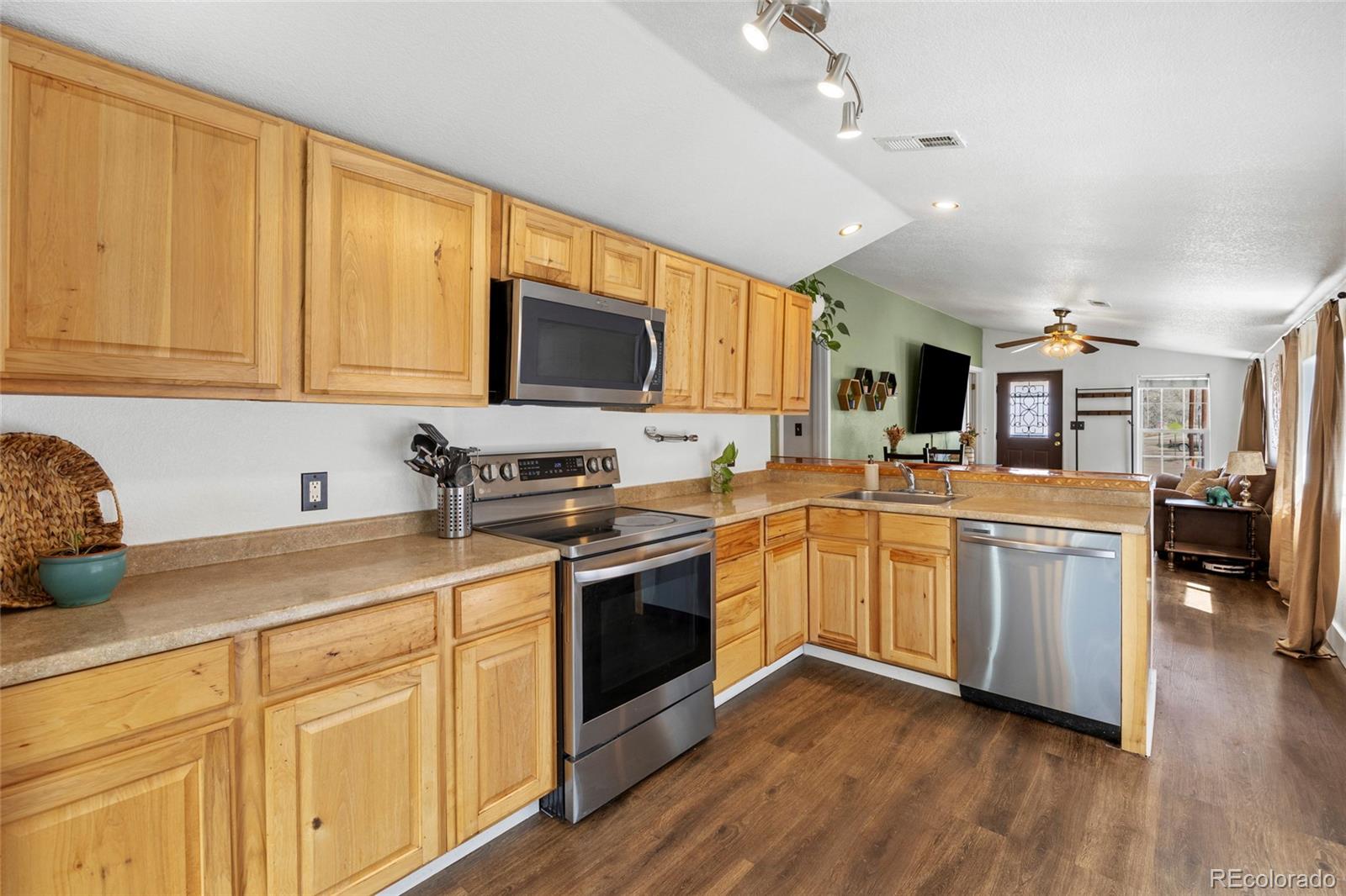 24331 Main Street Elbert, CO 80106 - Photo 12 of 37