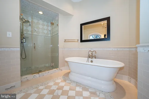 $4,275,000 | 1122 Brynlawn Road, Villanova, PA 19085