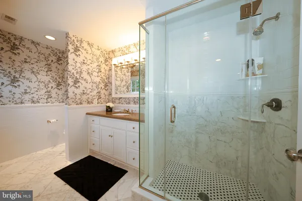 $4,275,000 | 1122 Brynlawn Road, Villanova, PA 19085