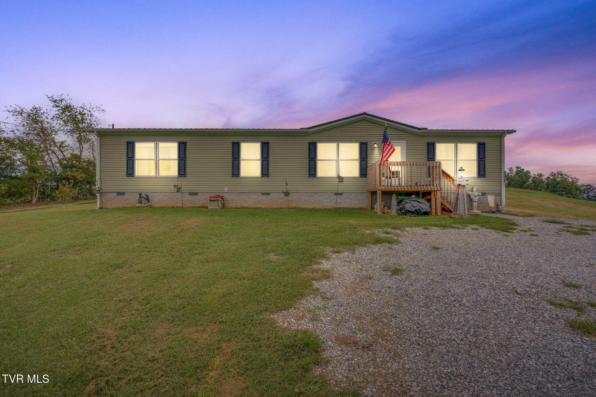 1510 Greystone Road Greeneville, TN 37743 - Photo 2 of 36 001a