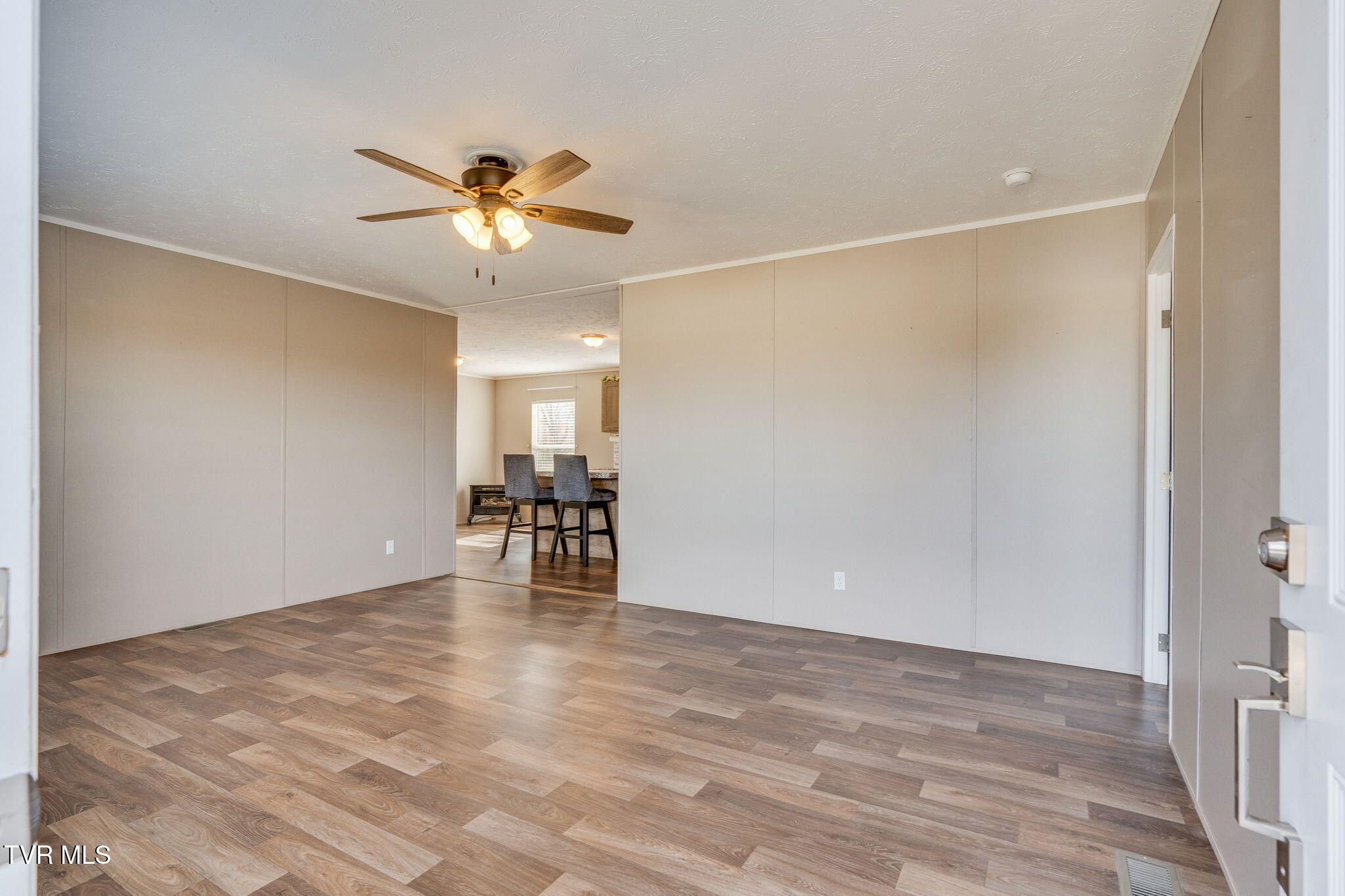 1510 Greystone Road Greeneville, TN 37743 - Photo 6 of 36 001