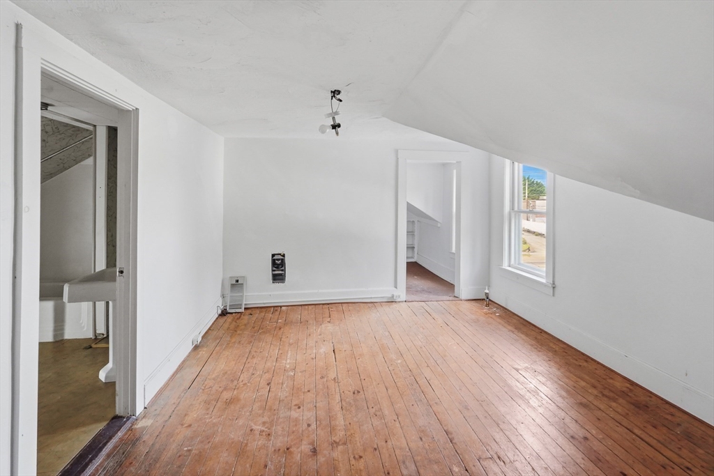 5-7 Slater Street Webster, MA 01570 - Photo 33 of 42