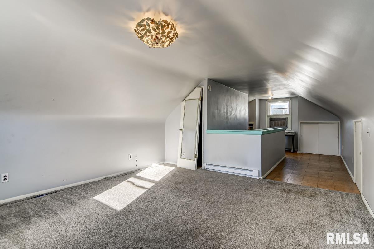 2227 South College Street Springfield, IL 62704 - Photo 21 of 33 Gallery Image 21