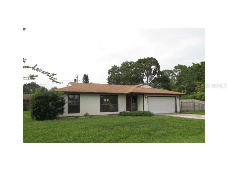 285 Bradenton Road, Unit 8 Venice, FL 34293 - Photo 1 of 1 Exterior Front