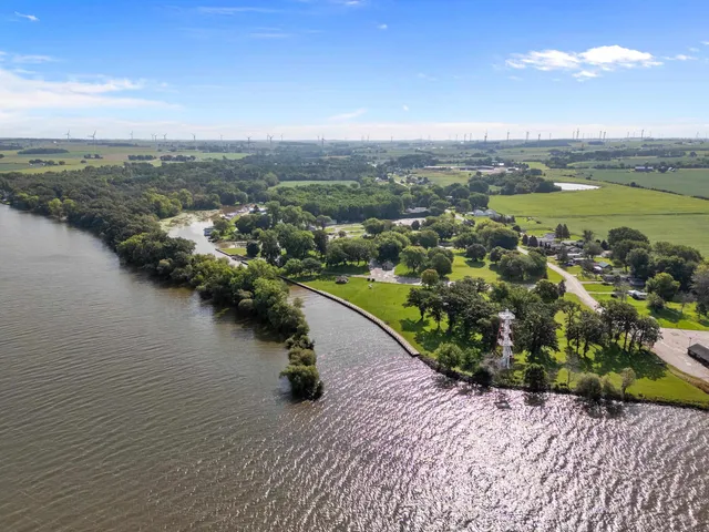 $699,900 | N10278 Lakeview Haven Drive, Malone, WI 53049