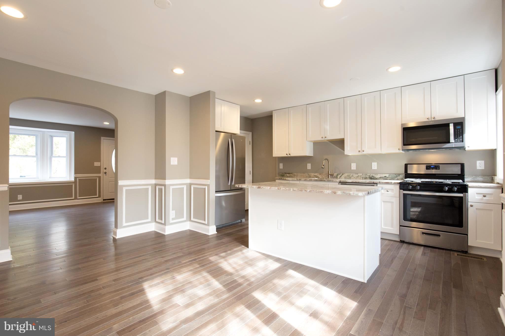 6643 Frederick Road Catonsville, MD 21228 - Photo 4 of 30 Interior (General)