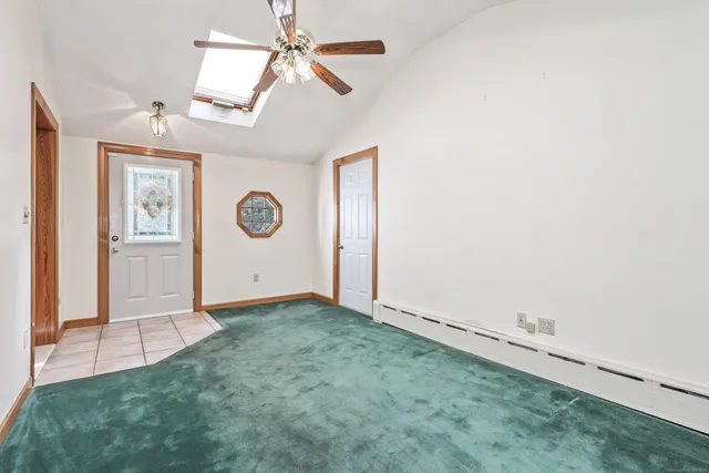 a view of a livingroom with window