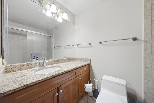 $2,500 | 401 East Ontario Street, Unit 1304, Chicago, IL 60611