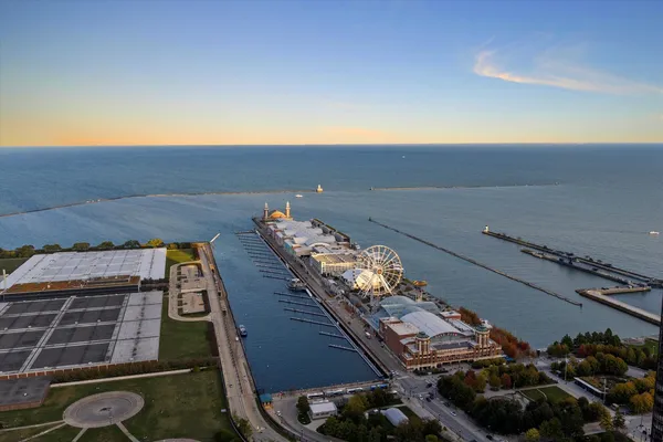 $2,500 | 401 East Ontario Street, Unit 1304, Chicago, IL 60611