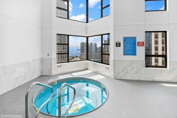 $2,500 | 401 East Ontario Street, Unit 1304, Chicago, IL 60611