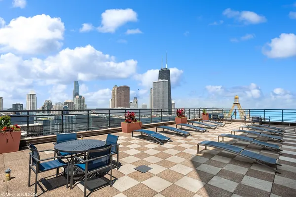 $2,500 | 401 East Ontario Street, Unit 1304, Chicago, IL 60611