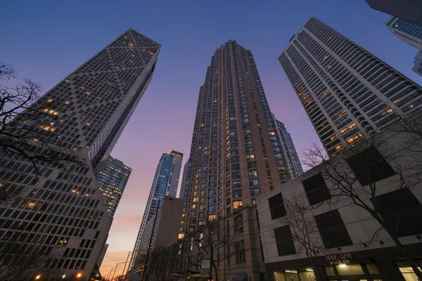 $2,500 | 401 East Ontario Street, Unit 1304, Chicago, IL 60611