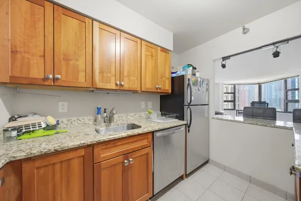 $2,500 | 401 East Ontario Street, Unit 1304, Chicago, IL 60611