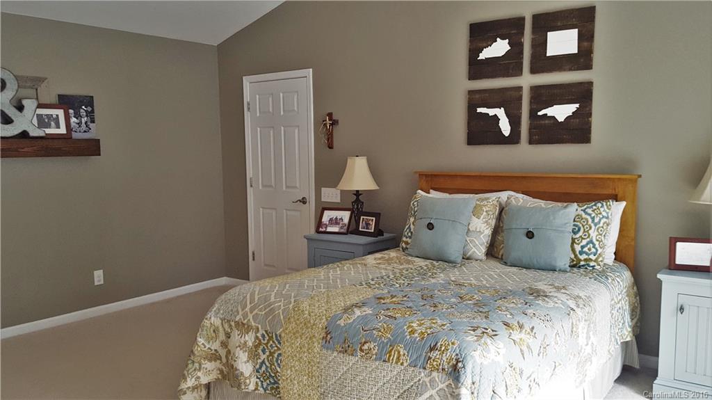 1032 Clearbrook Road Matthews, NC 28105 - Photo 12 of 21 Gallery Image 12