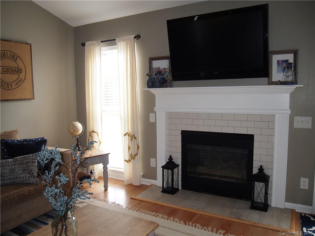 1032 Clearbrook Road Matthews, NC 28105 - Photo 6 of 21 Gallery Image 6