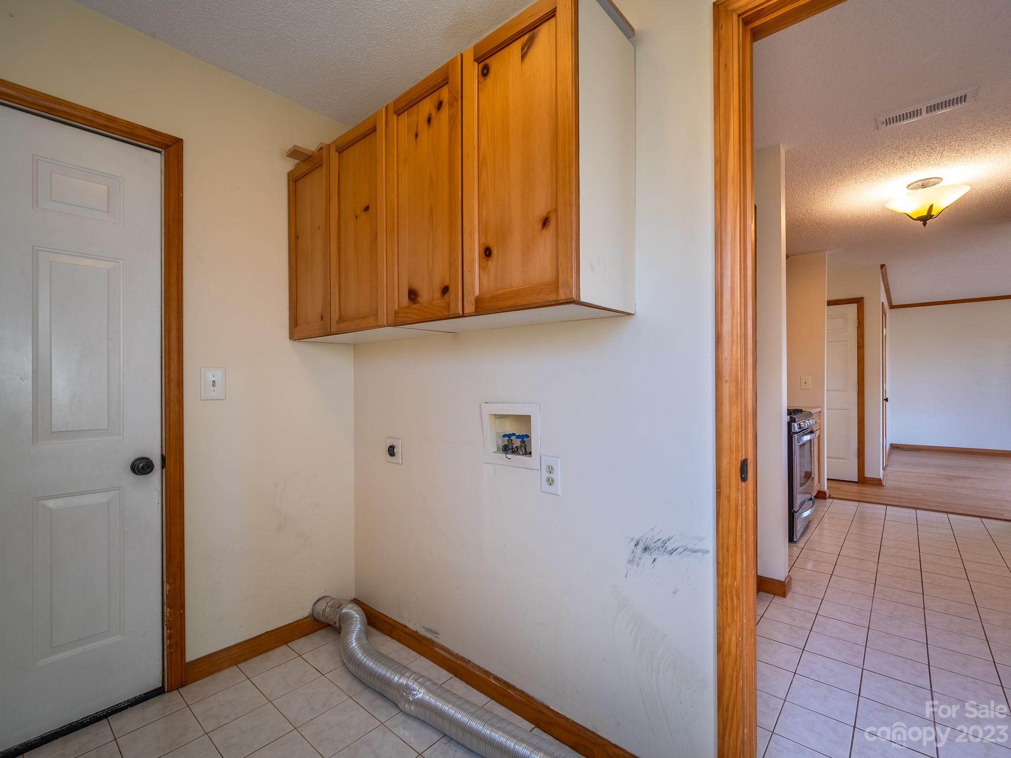 430 Jeep Road Brevard, NC 28712 - Photo 27 of 45 a view of bathroom with a sink