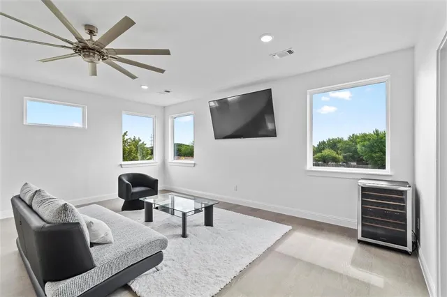 $699,950 | 3620 Quail Lane, Arlington, TX 76016