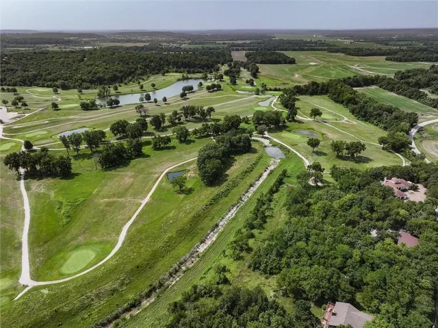 $10,000 | 1 Utah Drive, Lacygne, KS 66040