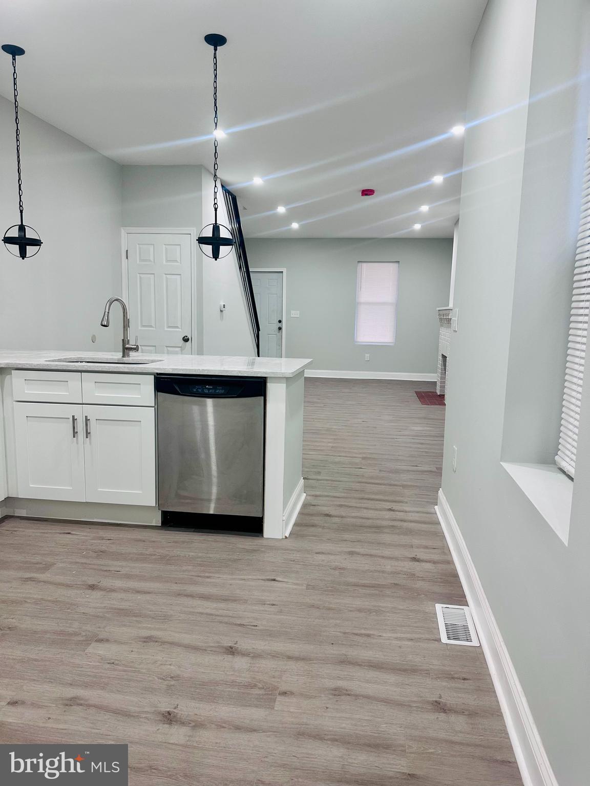 6239 Reedland Street Philadelphia, PA 19142 - Photo 12 of 29