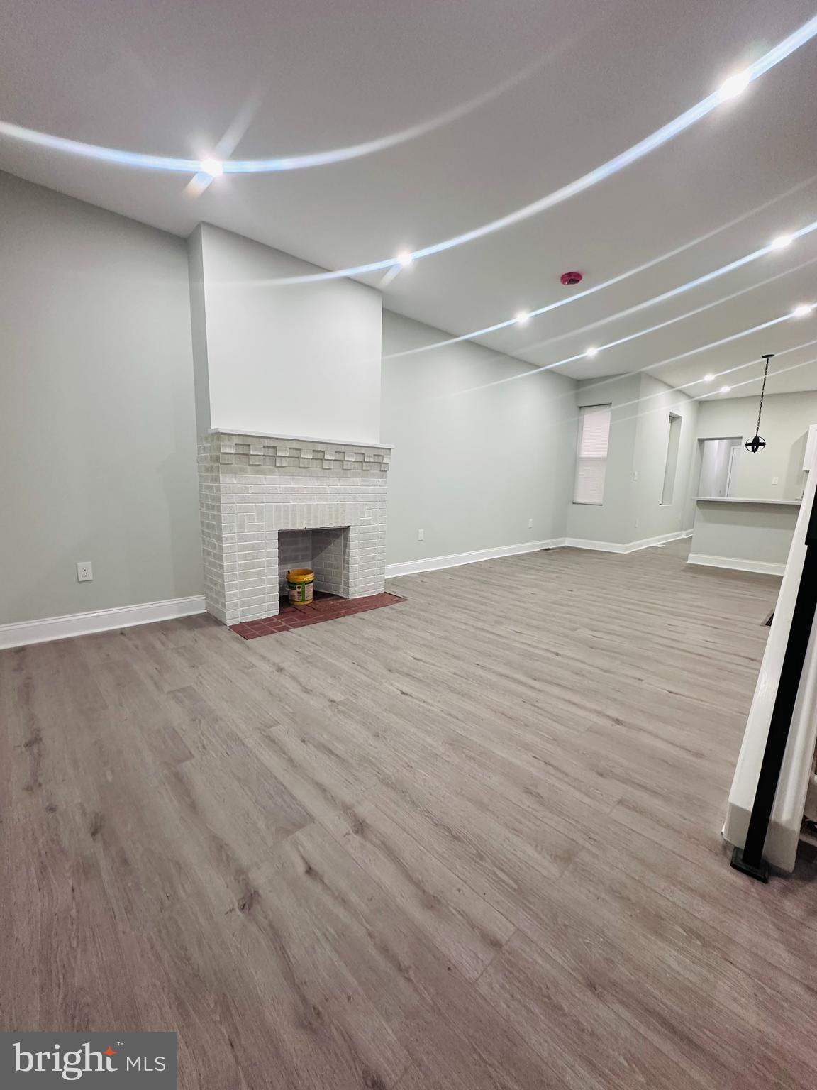 6239 Reedland Street Philadelphia, PA 19142 - Photo 3 of 29