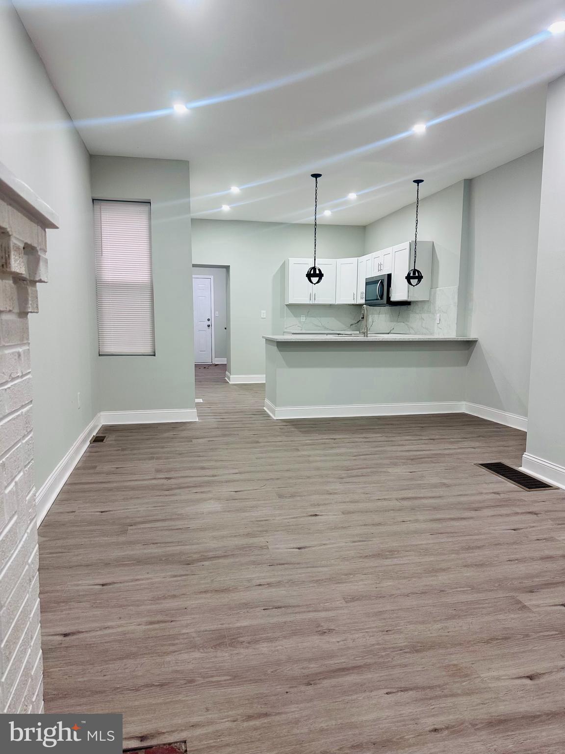 6239 Reedland Street Philadelphia, PA 19142 - Photo 4 of 29