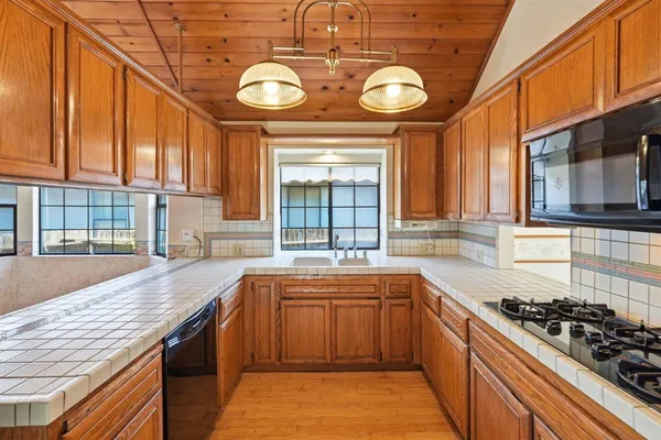 $849,000 | 7351 Perera Circle, Sacramento, CA 95831