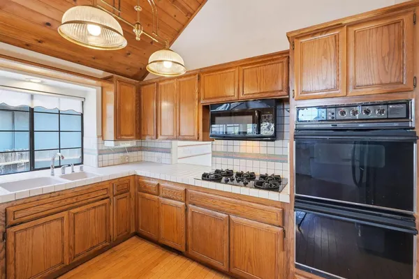 $849,000 | 7351 Perera Circle, Sacramento, CA 95831