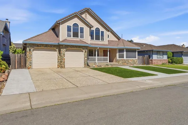 $849,000 | 7351 Perera Circle, Sacramento, CA 95831