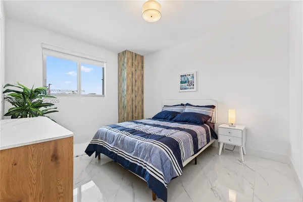 $5,490 | 888 Biscayne Boulevard, Unit 2404, Miami, FL 33132