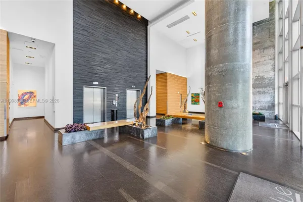 $5,490 | 888 Biscayne Boulevard, Unit 2404, Miami, FL 33132