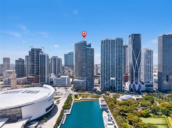 $5,490 | 888 Biscayne Boulevard, Unit 2404, Miami, FL 33132