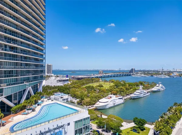 $5,490 | 888 Biscayne Boulevard, Unit 2404, Miami, FL 33132