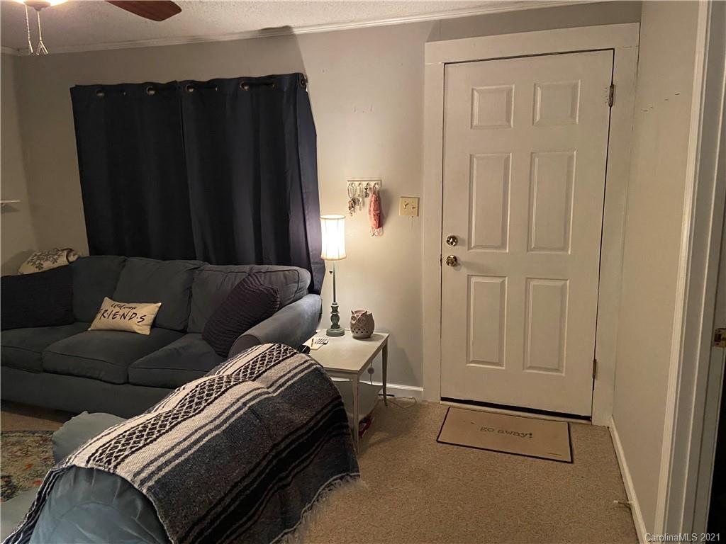 424 South Ridge Street Dallas, NC 28034 - Photo 4 of 9 Gallery Image 4