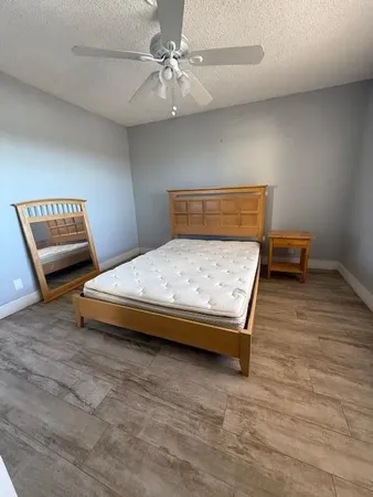 $2,000 | 6475 West Oakland Park Boulevard, Unit 401, Lauderhill, FL 33313