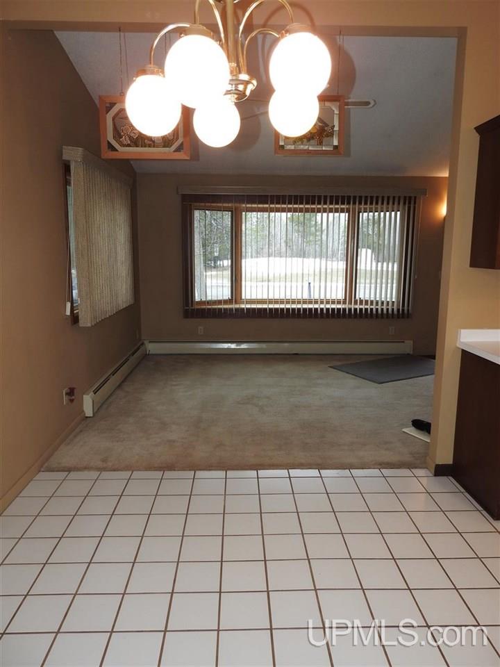 662 Division Street Quinnesec, MI 49876 - Photo 4 of 33